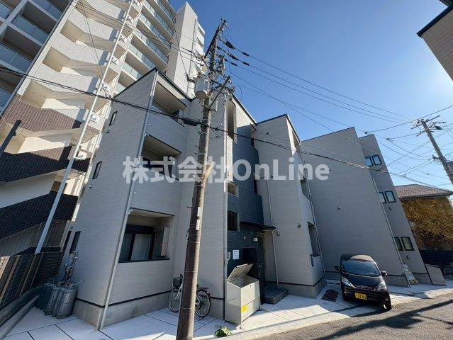 ハーモニーテラス中川東の外観