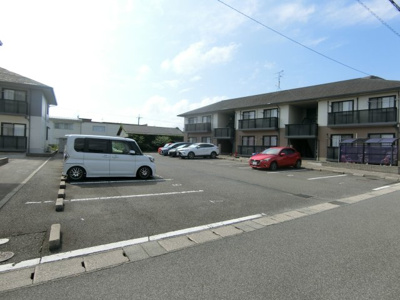 【駐車場】 | ラシェットエムザC棟