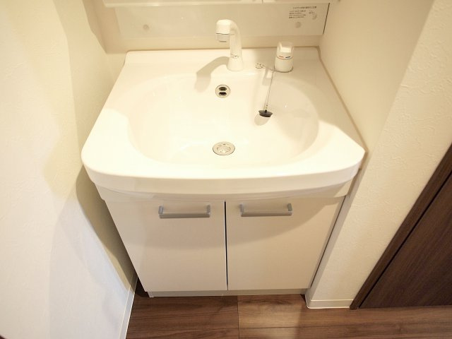 ヘリテージ夕陽丘の独立洗面台