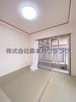【和室】 | 　シティハイム上村 | リビングスペース代わりに使えそうな和室です