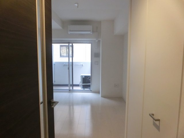 レジュールアッシュ難波ＭＩＮＡＭＩⅡの居間・リビング