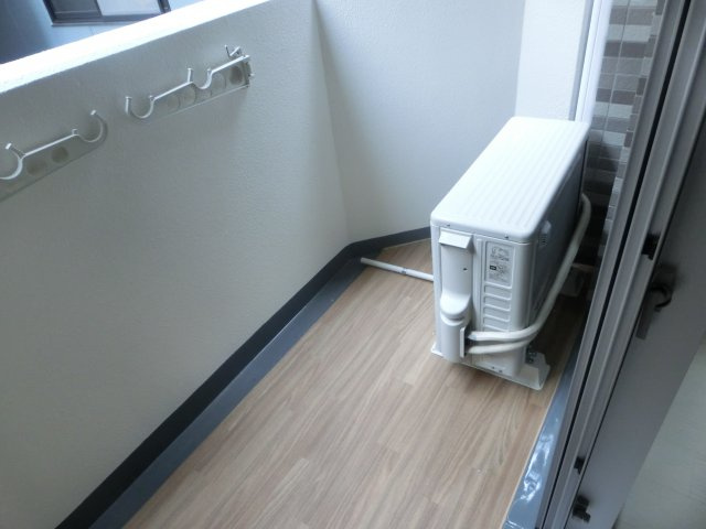 レジュールアッシュ難波ＭＩＮＡＭＩⅡのバルコニー