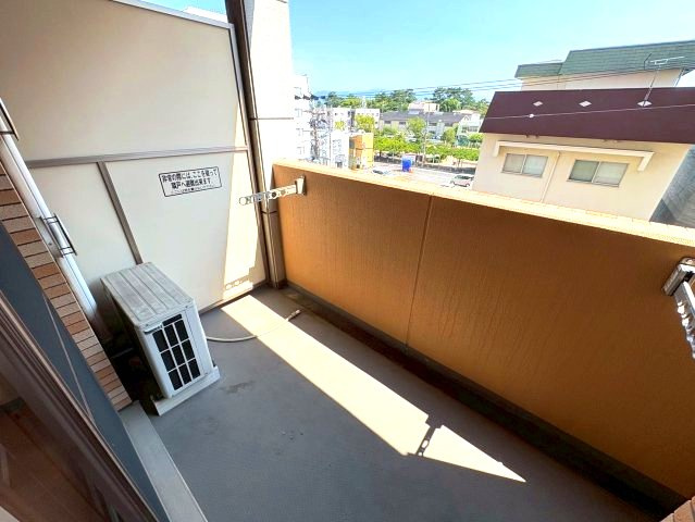 シェモア藤井寺駅前のバルコニー