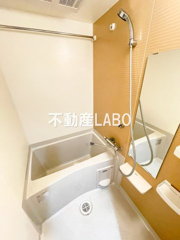 エスリード弁天町ベイコートの浴室