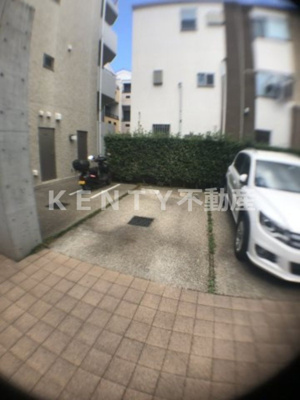 【駐車場】 | レックス多摩川レジデンス | 駐車スペースもあります