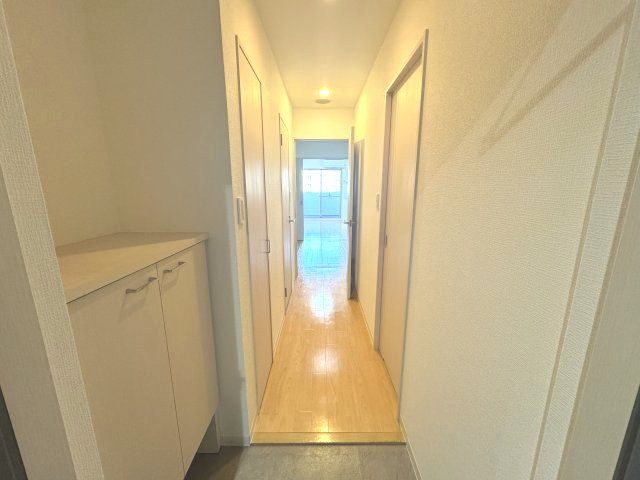 ニッケノーブルハイツ江坂の玄関