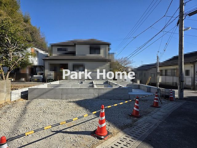 高知市横浜西町　新築戸建ての前面道路含む現地写真|2026.1月：建築中