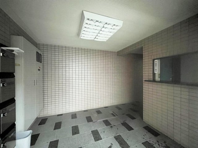 【エントランス】 | ルーブル西新宿