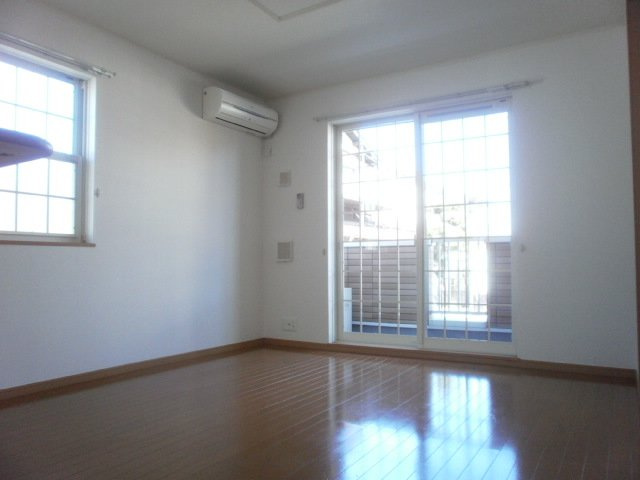 クレメント　サニーⅢの居間・リビング