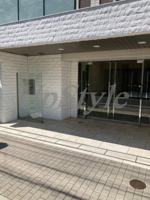 【エントランス】 | アルテカーサアリビエ東京イースト