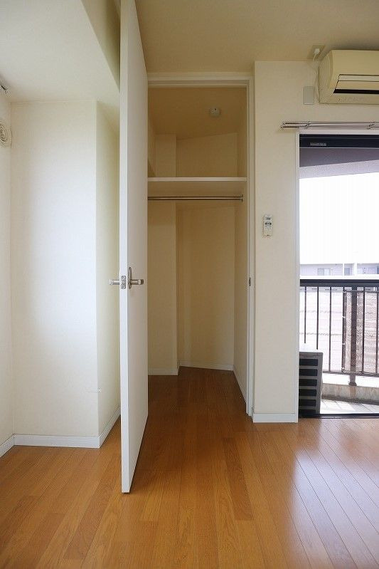 コロニーコアマンション野間の居間・リビング