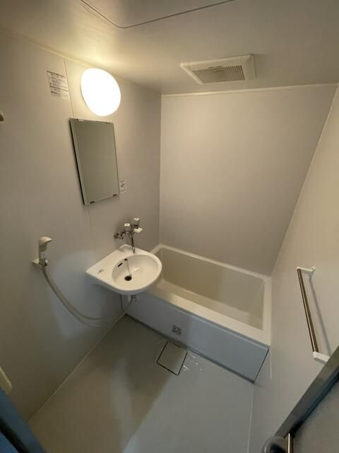 オンダビルの浴室