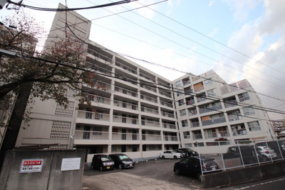 【外観】 | 泉ヶ丘コーポラスA棟