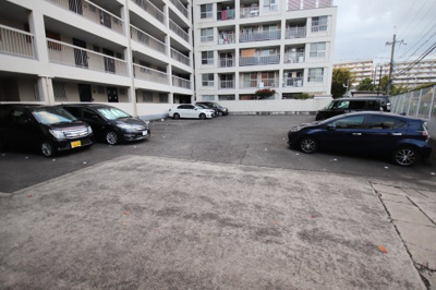 【駐車場】 | 泉ヶ丘コーポラスA棟