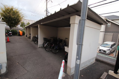 【その他共用部分】 | 泉ヶ丘コーポラスA棟 | 駐輪場