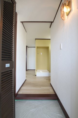 【玄関】 | 泉ヶ丘コーポラスA棟