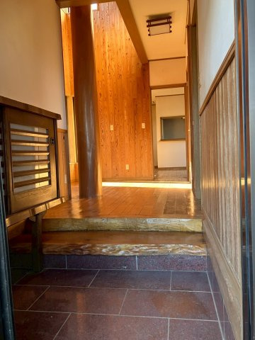 売中古住宅　ひたちなか市中根の玄関