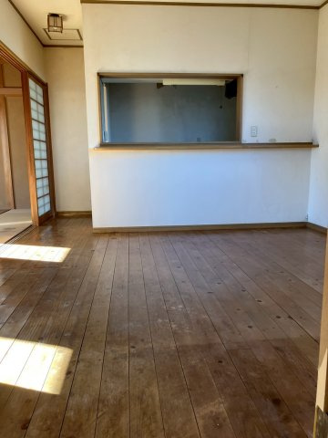 売中古住宅　ひたちなか市中根の居間・リビング