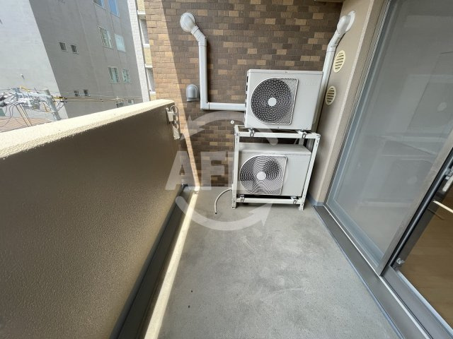 グレンパーク梅田北　扇町小学校区のバルコニー|グレンパーク梅田北　バルコニー