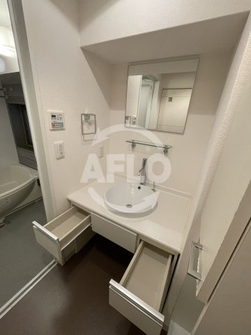 グレンパーク梅田北　扇町小学校区の洗面所|グレンパーク梅田北　独立洗面所