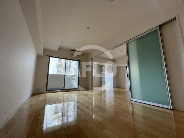 グレンパーク梅田北　扇町小学校区の居間・リビング|グレンパーク梅田北　リビング