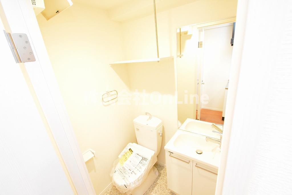 八尾市本町５丁目の賃貸マンションの洗面所