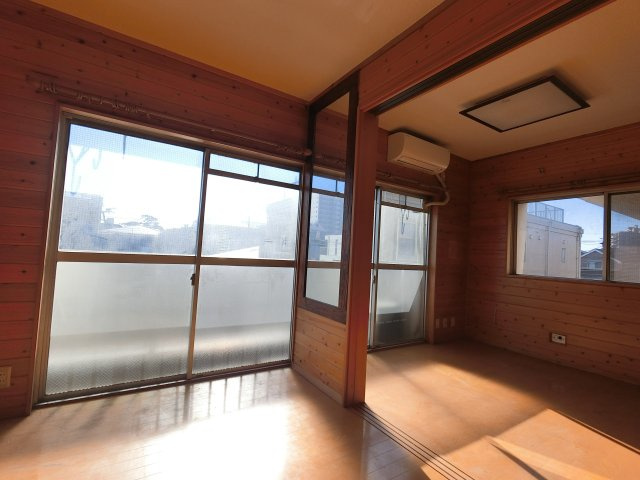 【居間・リビング】