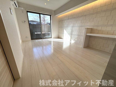 【居間・リビング】 | Cuon新涯 | LDK12.6帖