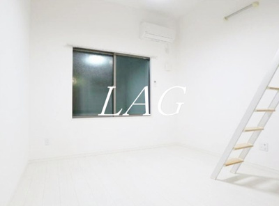 【居間・リビング】 | フォーリア加賀 | 洋室のお部屋です。