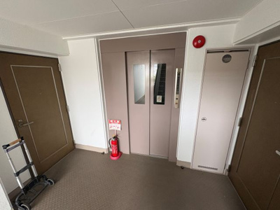 【その他共用部分】 | ダイアパレス宝塚クオリテージⅠ | エレベーターもプライベートエレベーターの様です。