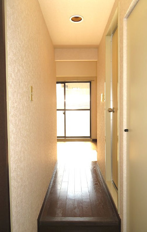 日神パレステージ御徒町の玄関