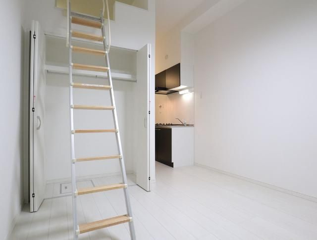 フォーリア加賀の居間・リビング