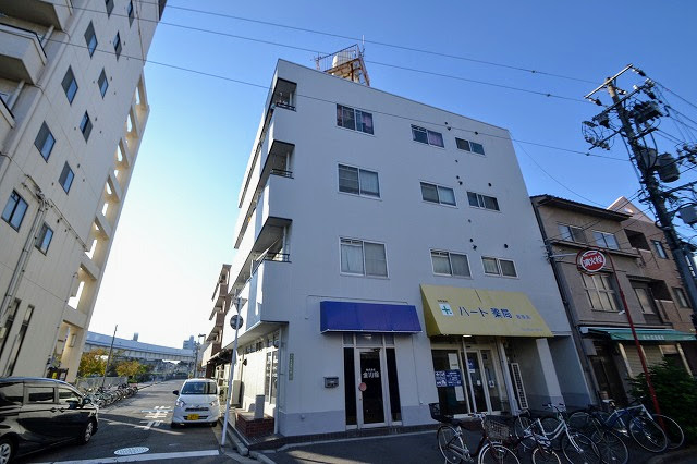 コーポ躍場の周辺