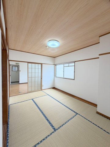 コーポ躍場の内装
