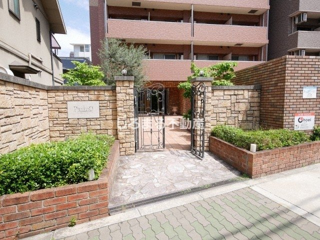 Choei65 プレジオ中津のエントランス