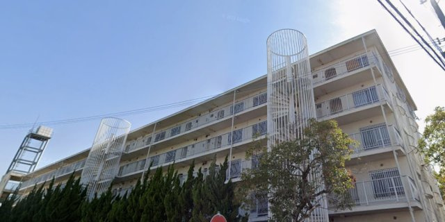 帝塚山ガーデンハイツ　1号棟の外観