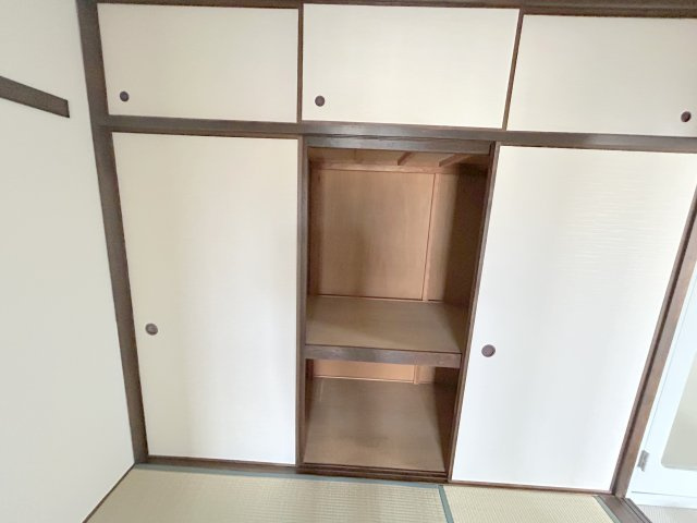 帝塚山ガーデンハイツ　1号棟の収納