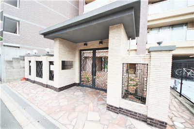 【エントランス】 | アーバンフラッツ西中島