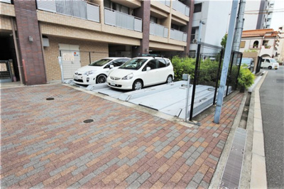 【駐車場】 | アーバンフラッツ西中島