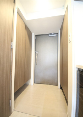 【玄関】 | LaDouceur西天満