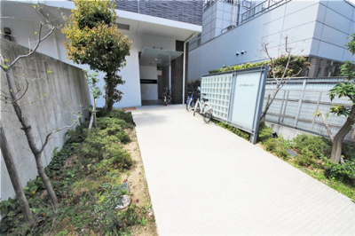 【エントランス】 | シティヒルズ安堂寺