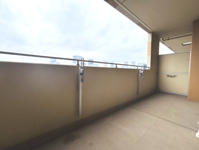 【バルコニー】