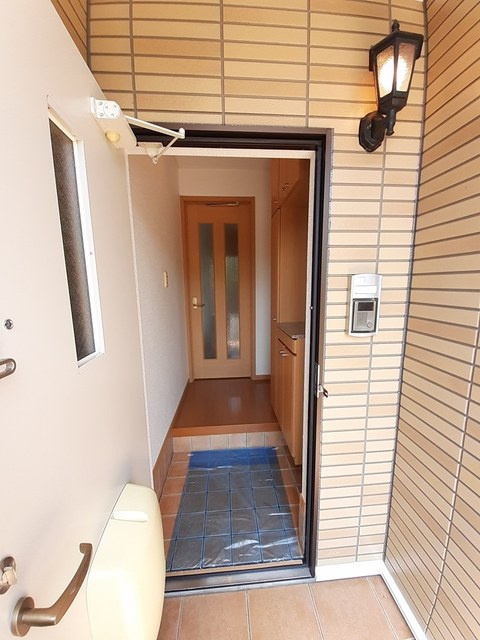 プリムローズ　Ａの玄関|玄関