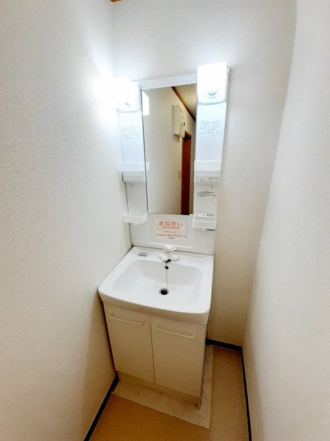 めぞん　ちひろの洗面所|洗面所