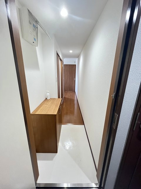 古湊第2リーフビルの玄関