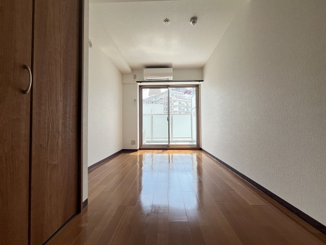 古湊第2リーフビルの居間・リビング