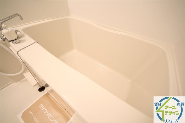 ウエストサイドスクエアの浴室