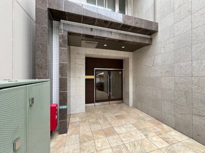 【エントランス】 | スタイリオ都立大学