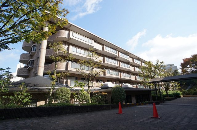 ヴェルナール学園前