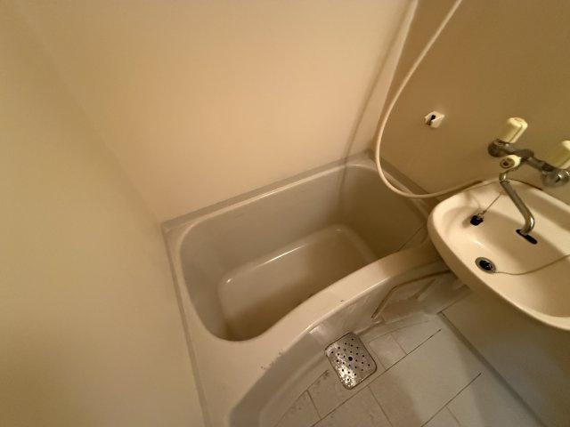 延明ハイツの浴室